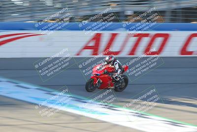 media/Nov-26-2022-Fastrack Riders (Sat) [[b001e85eef]]/Level 2/Session 1 Front Straight/